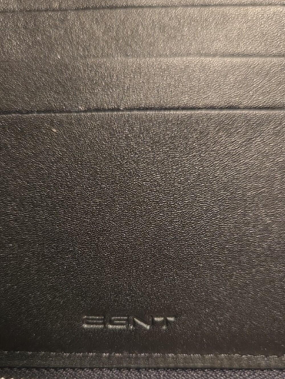 Black Carbon-Texture Money Clip Wallet - Picture 4 of 10